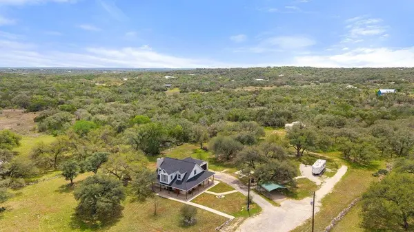 8139 Ozark DR, San Marcos, TX 78666