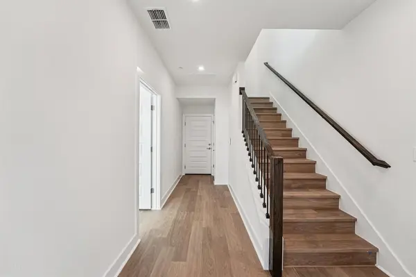 200 W 56th ST #8101, Austin, TX 78751