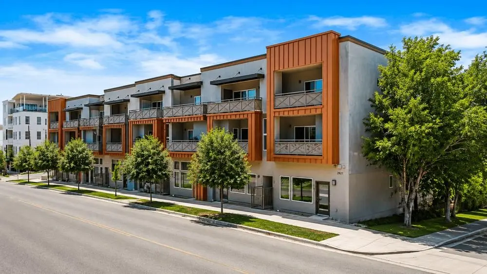 2827 Manor RD #2202, Austin, TX 78722