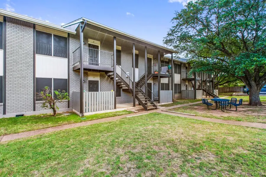 11519 Pecan Creek PKWY #17, Austin, TX 78750