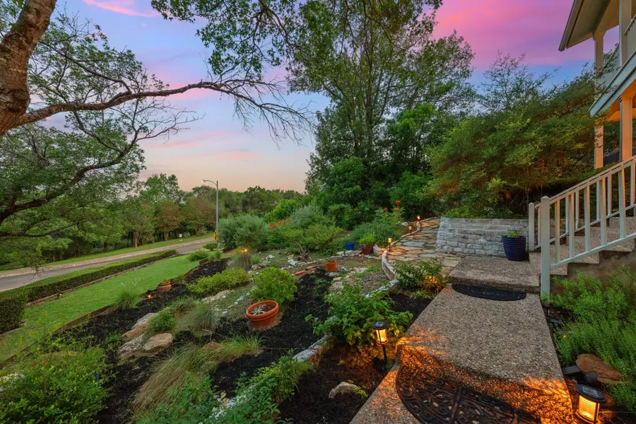 6004 Mount Bonnell RD, Austin, TX 78731