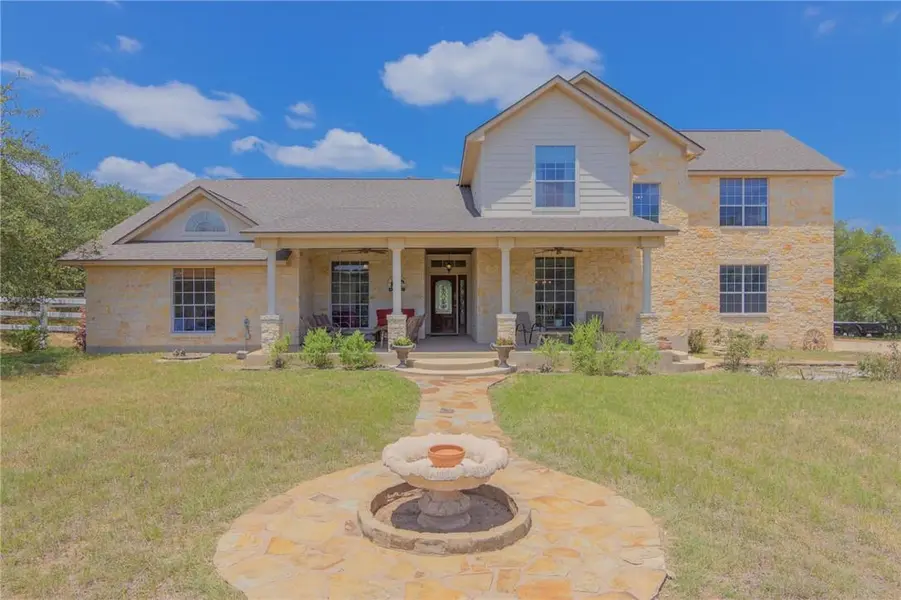 550 Hays Country Acres RD, Dripping Springs, TX 78620