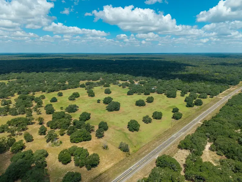 10338 FM 2437, Hallettsville, TX 77964
