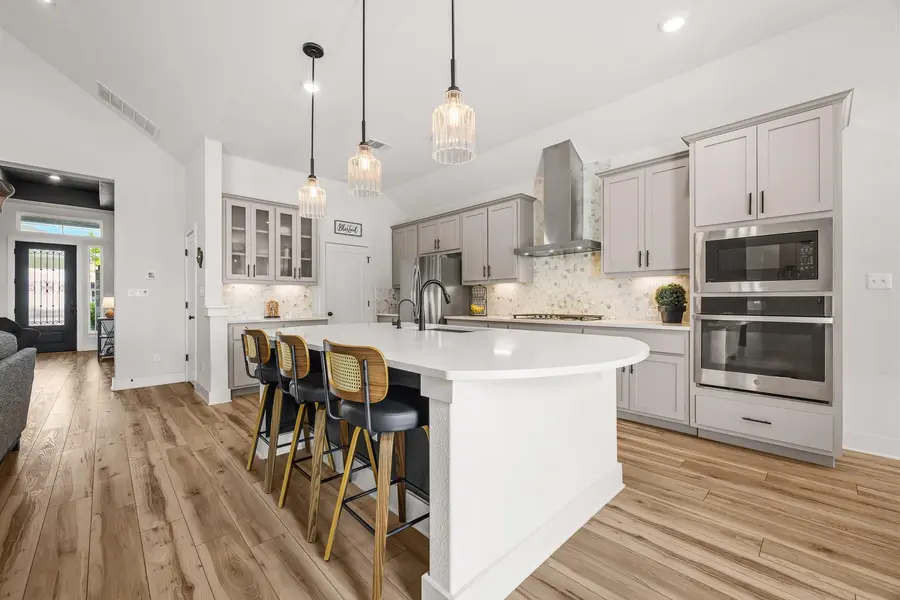 68 Rancho TRL, Georgetown, TX 78628