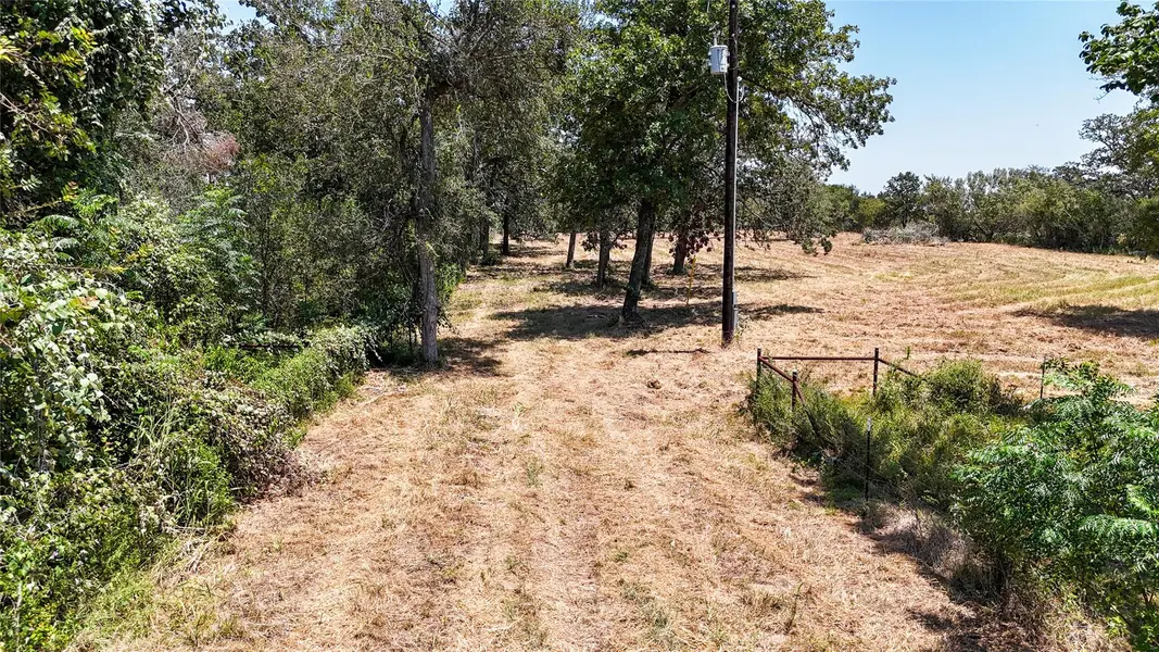4177 Old Colony Line RD, Lockhart, TX 78644