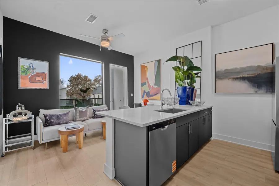 3900 Berkman DR #315, Austin, TX 78723