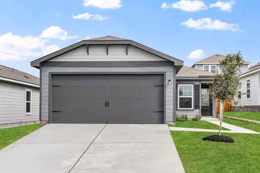 100 Captain Dooley LN, Jarrell, TX 76537