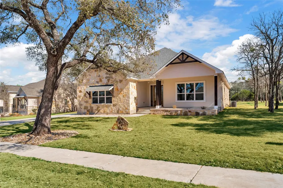240 Sunday DR, Burnet, TX 78611