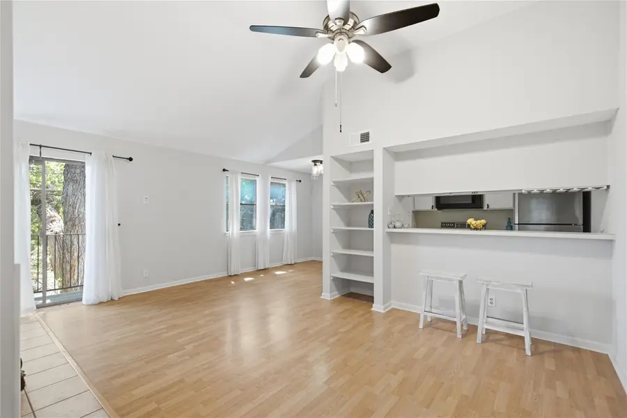 9226 Jollyville RD #222, Austin, TX 78759