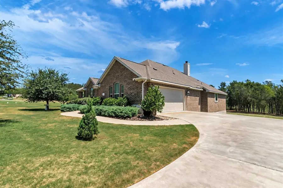 104 Harris Hawk CV, Cedar Creek, TX 78612