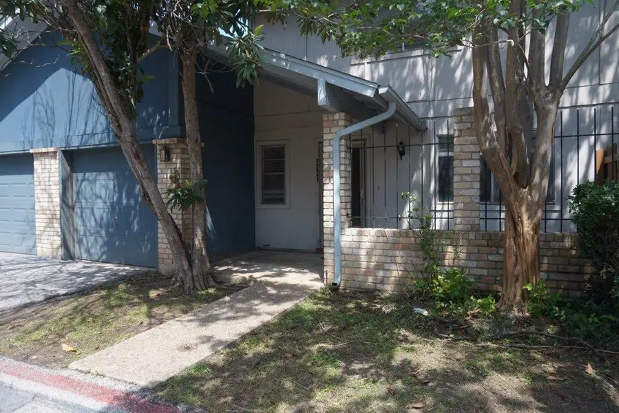 5919 Hidden Valley TRL, Austin, TX 78744