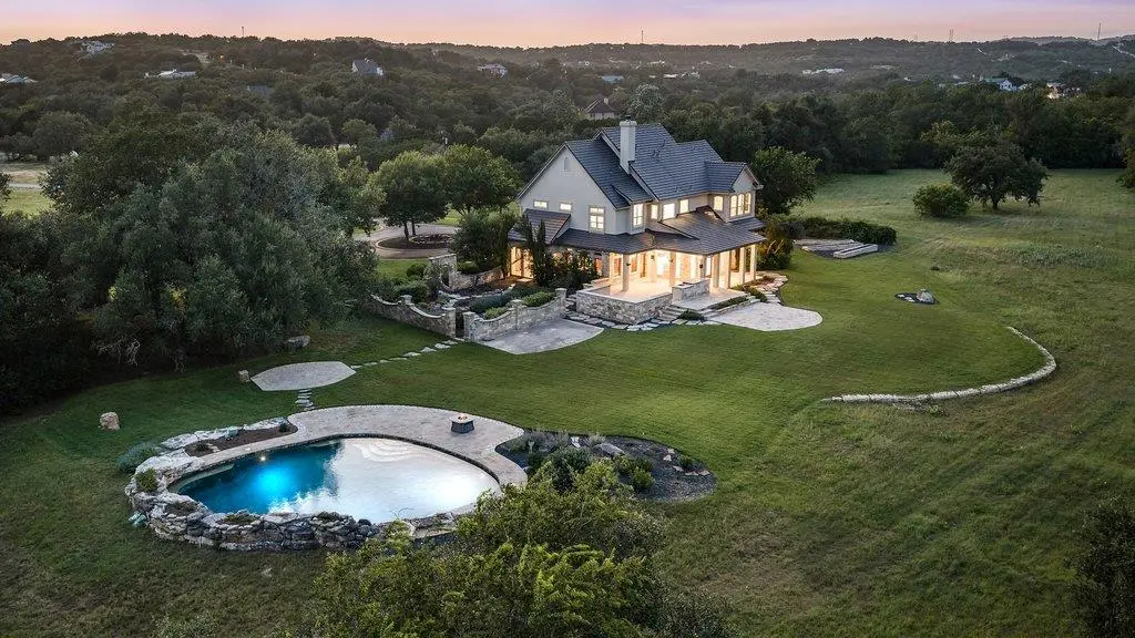 4605 Wild Cow CV, Spicewood, TX 78669
