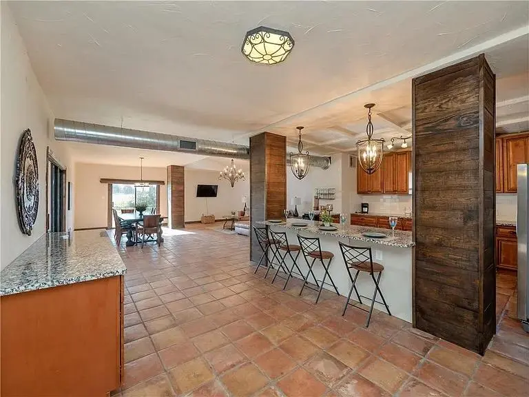 127 Bogie DR, San Marcos, TX 78666