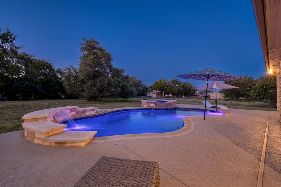 101 Enclave Park CV, Georgetown, TX 78633