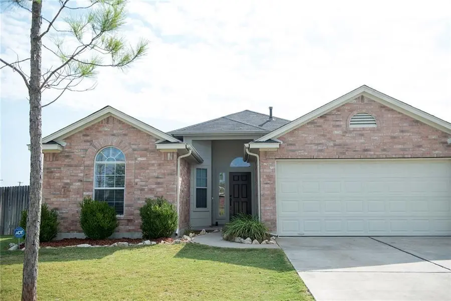 100 Lightfoot CT, Hutto, TX 78634