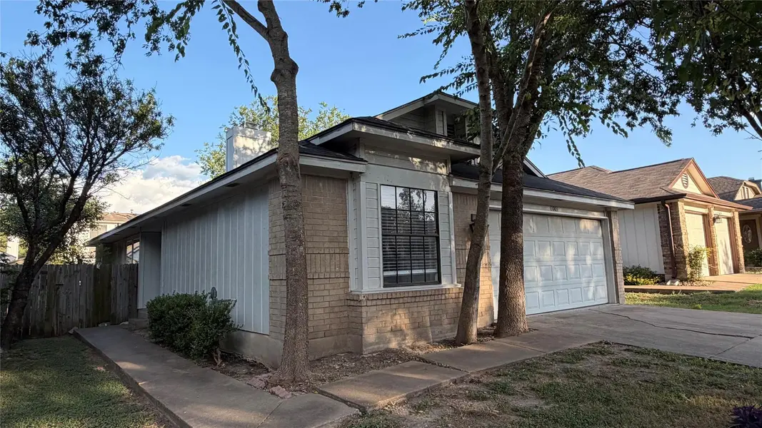13003 Widge DR, Austin, TX 78727