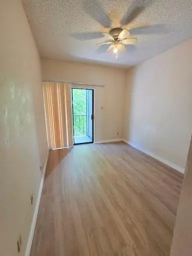 2706 Salado ST #207, Austin, TX 78705