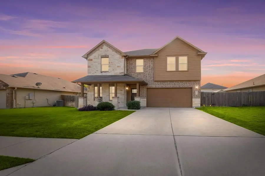 209 Anderson ST, Hutto, TX 78634