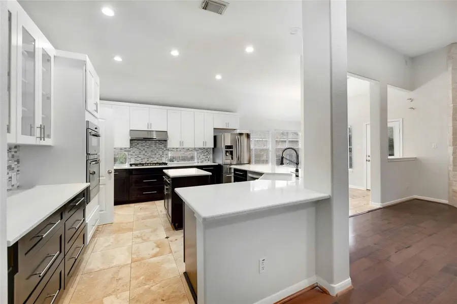 3806 Azur LN, Round Rock, TX 78681
