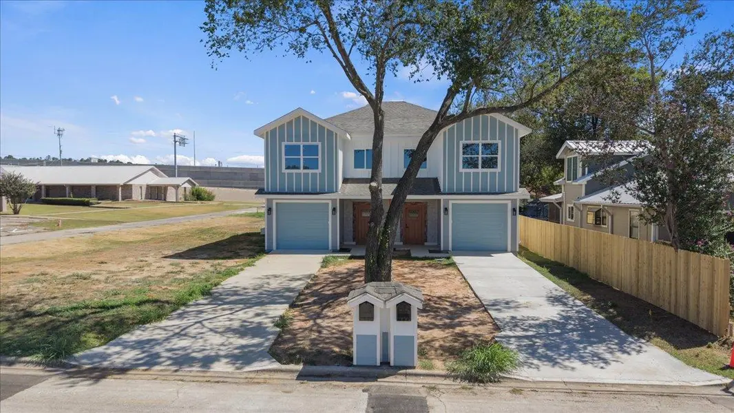 1409 Emile ST, Bastrop, TX 78602