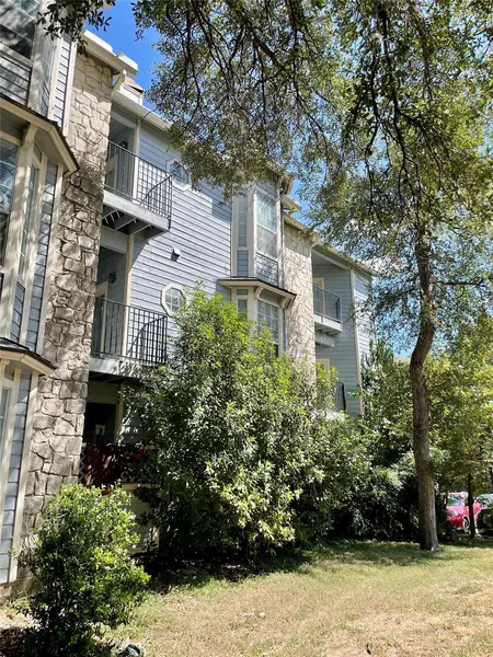 3111 Tom Green ST #302, Austin, TX 78705