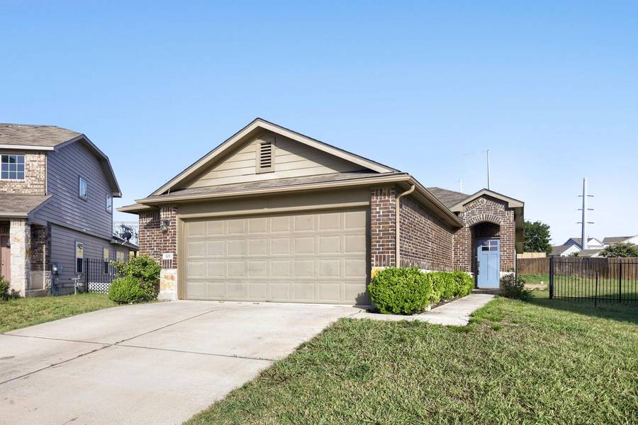 101 Blue Sage DR, Leander, TX 78641