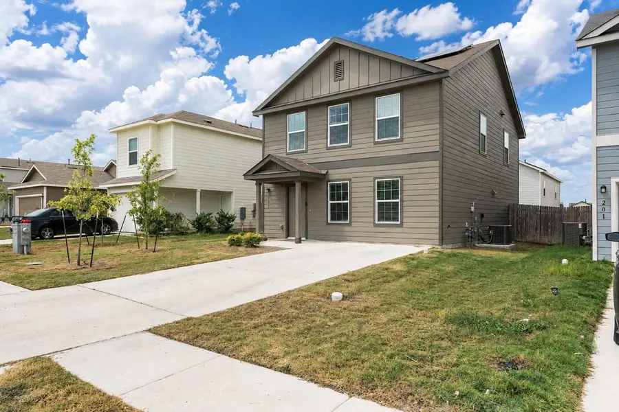 193 Gypsum VLY, San Marcos, TX 78656