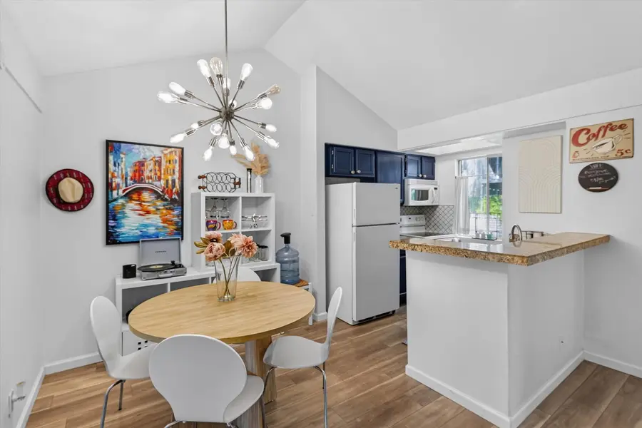 3018 S 1st ST #205, Austin, TX 78704