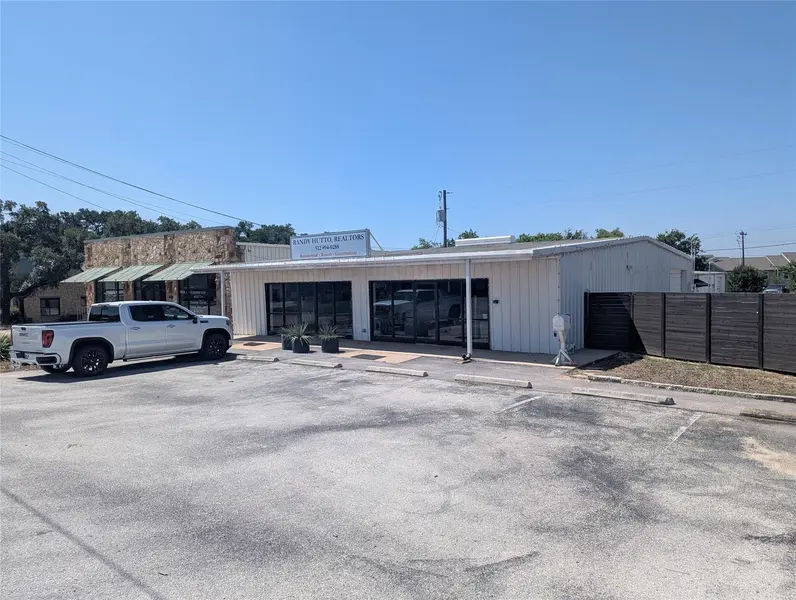 709 A & B and 711B Hwy 290 HWY, Dripping Springs, TX 78620