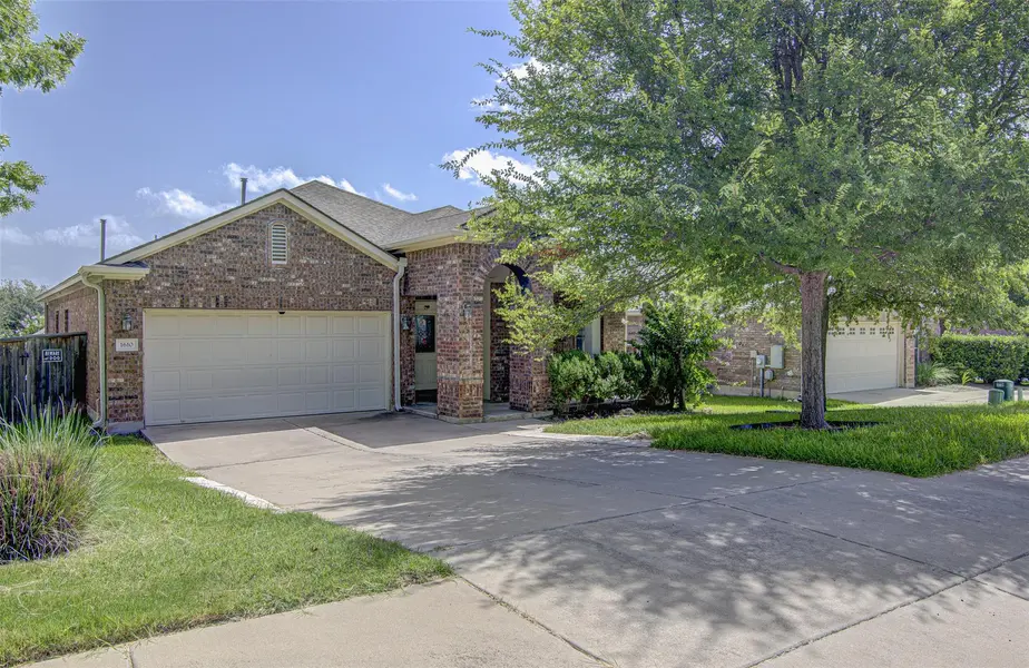 1610 Greenside DR, Round Rock, TX 78665