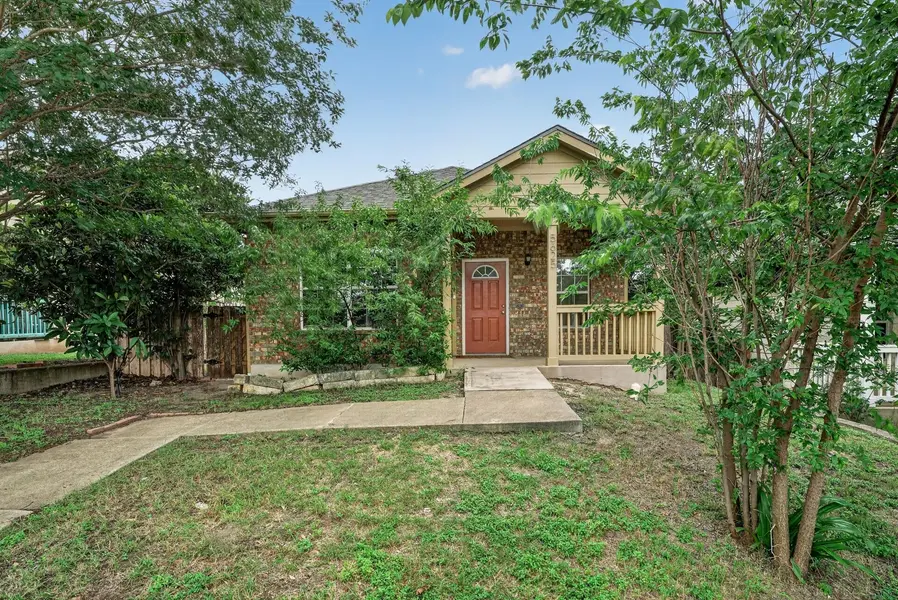 5625 Signal Point PT, Austin, TX 78724