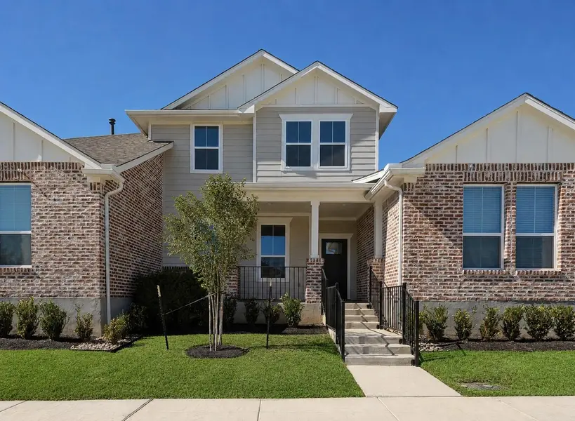 488 Orleanian DR #B, Buda, TX 78610