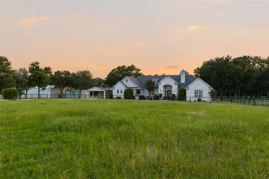 4140 County Road 467, Elgin, TX 78621