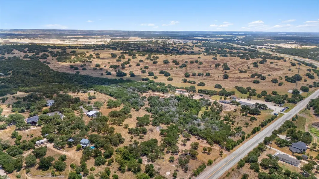 7400 Old 195, Florence, TX 76527