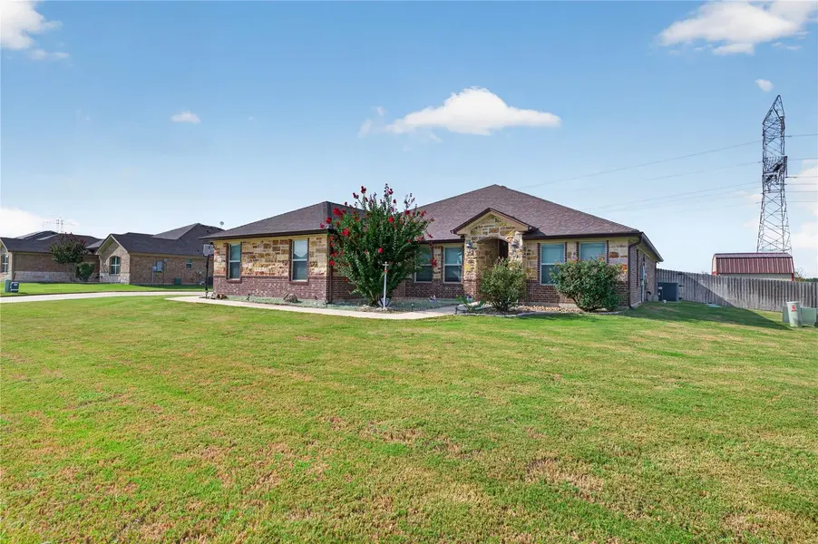 6149 Big Tree DR, Salado, TX 76571
