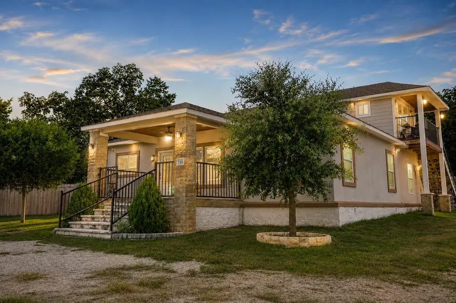 130 Los Arcos RD, Elgin, TX 78621