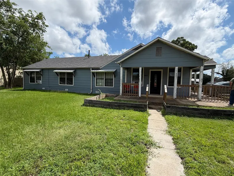 1401 E 29th ST, Bryan, TX 77802