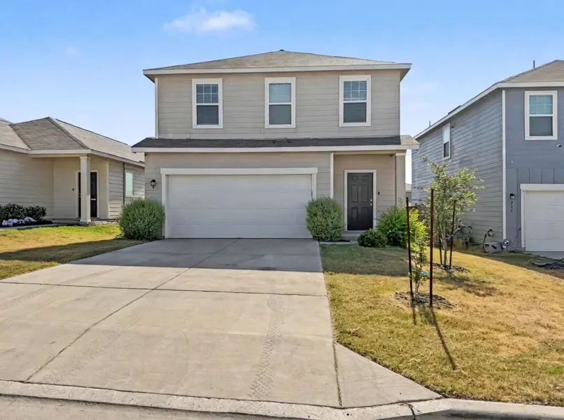 229 Night Riders WAY, Jarrell, TX 76537