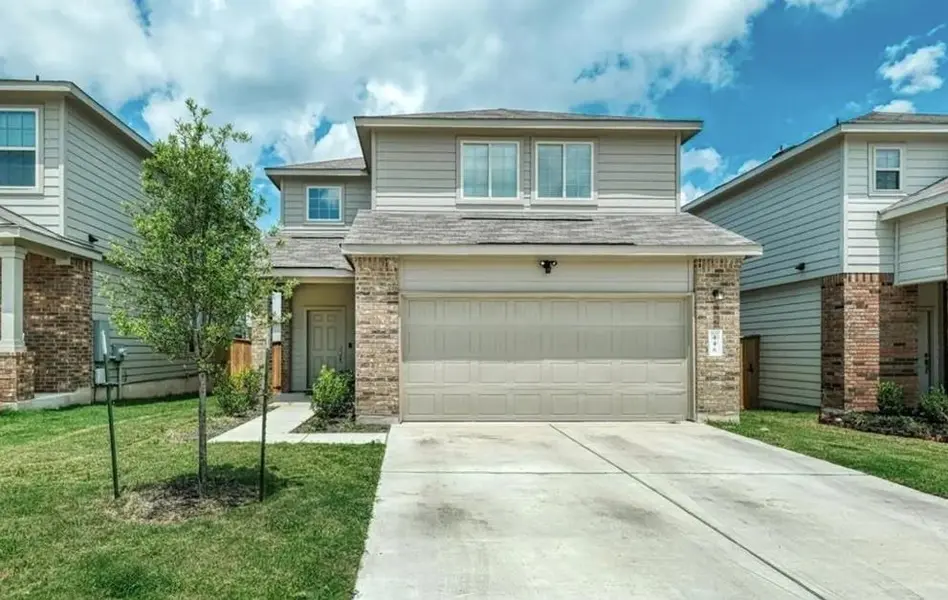 448 Major Lee LN W, Jarrell, TX 76537