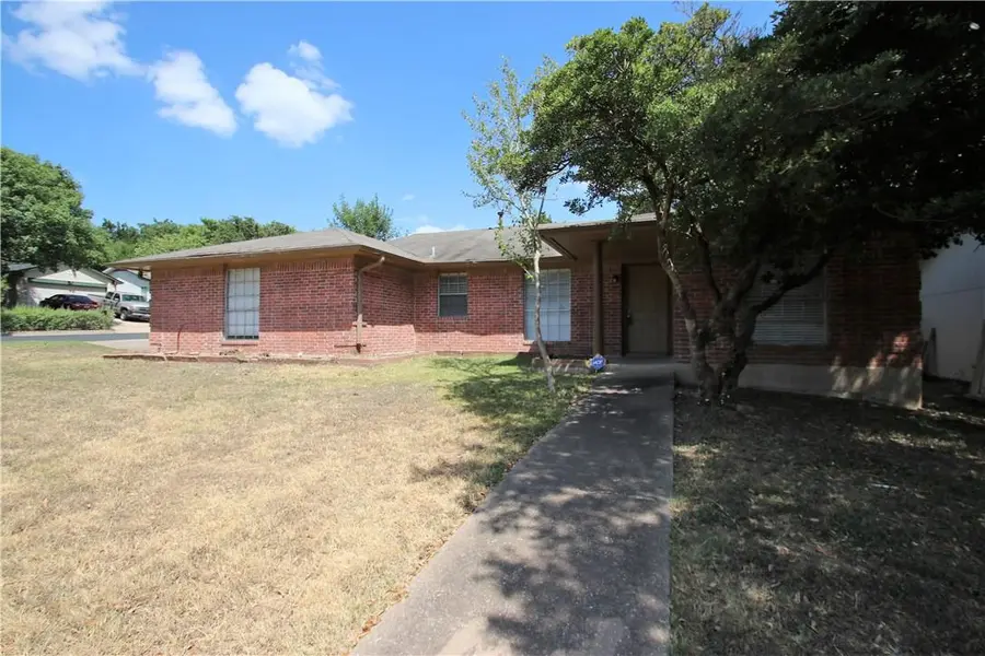 7017 Crosswood DR, Austin, TX 78745