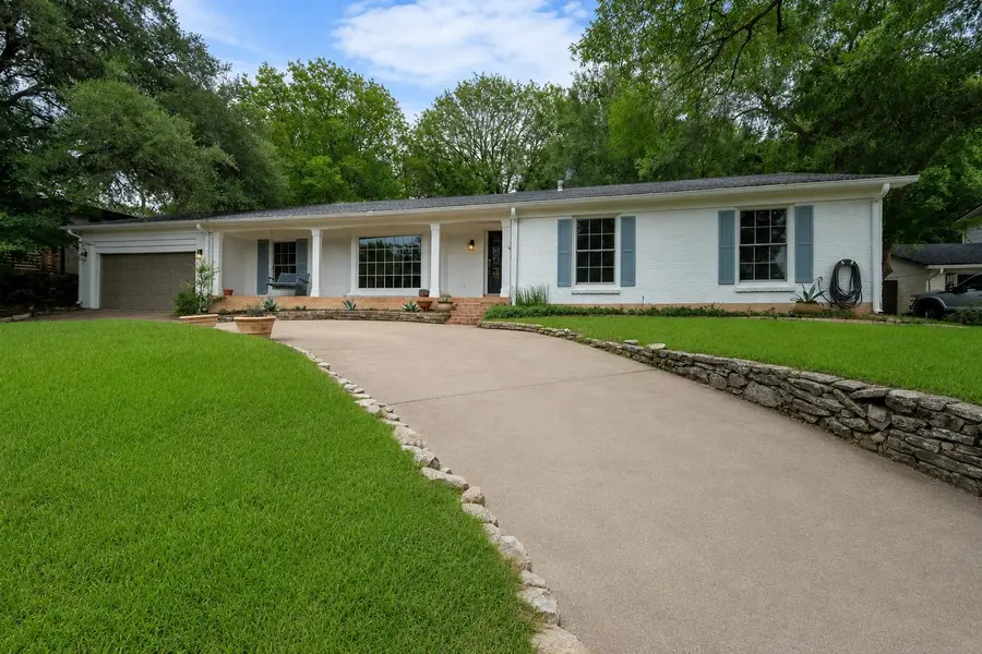 3405 Cascadera DR, Austin, TX 78731