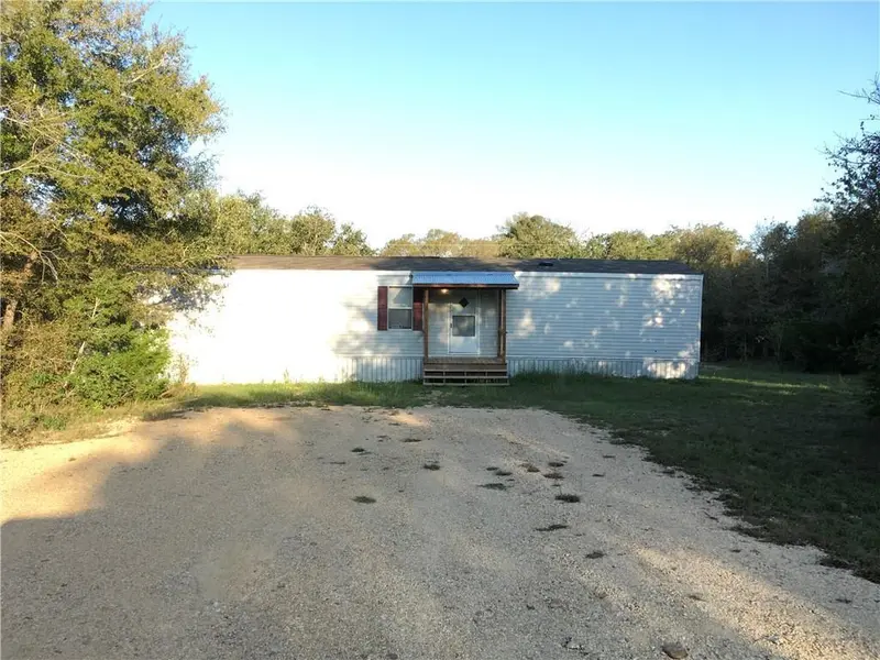 1719 Watterson RD #1, Red Rock, TX 78662