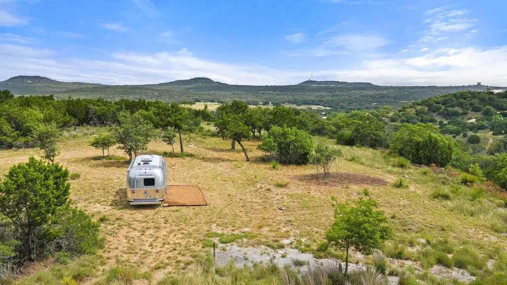 2126 Hidden Valley Ranch RD, Johnson City, TX 78636