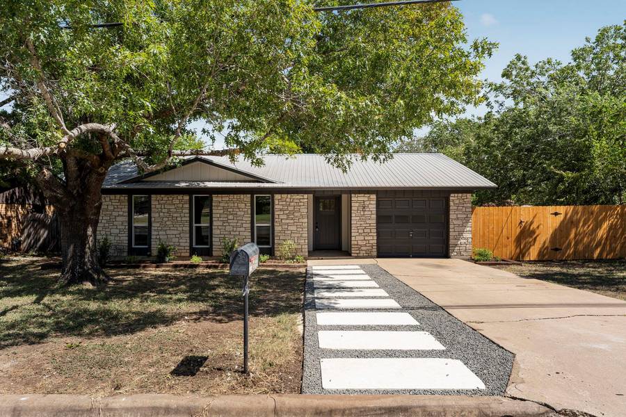 1001 W 17th ST, Georgetown, TX 78626