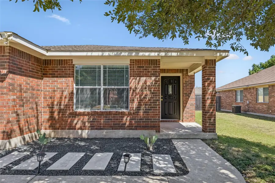 505 Washington Square DR, Leander, TX 78641