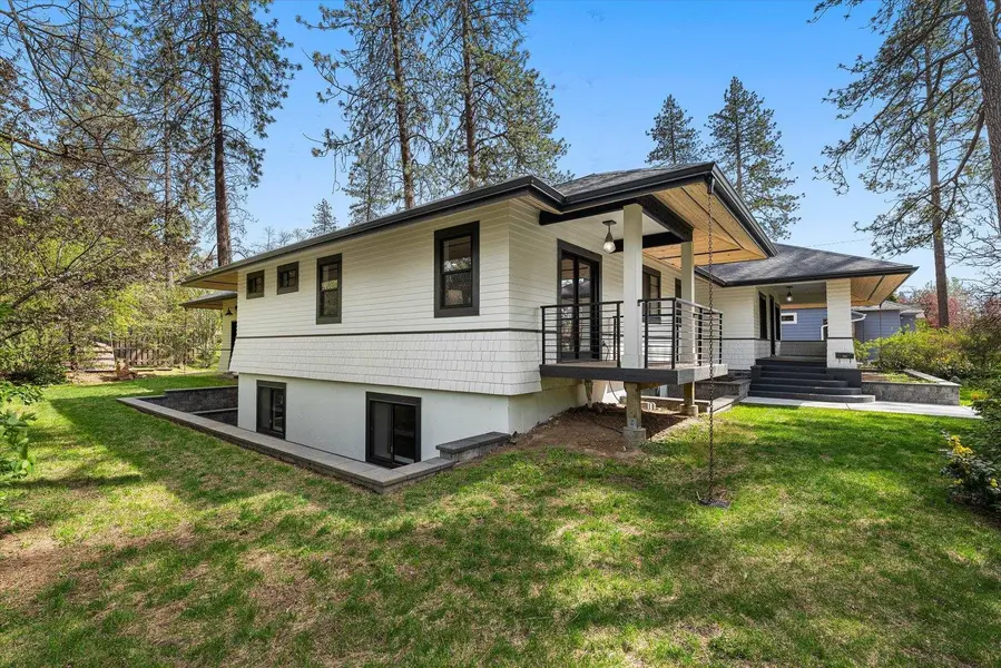 3327 S Tekoa St, Spokane, WA 99203