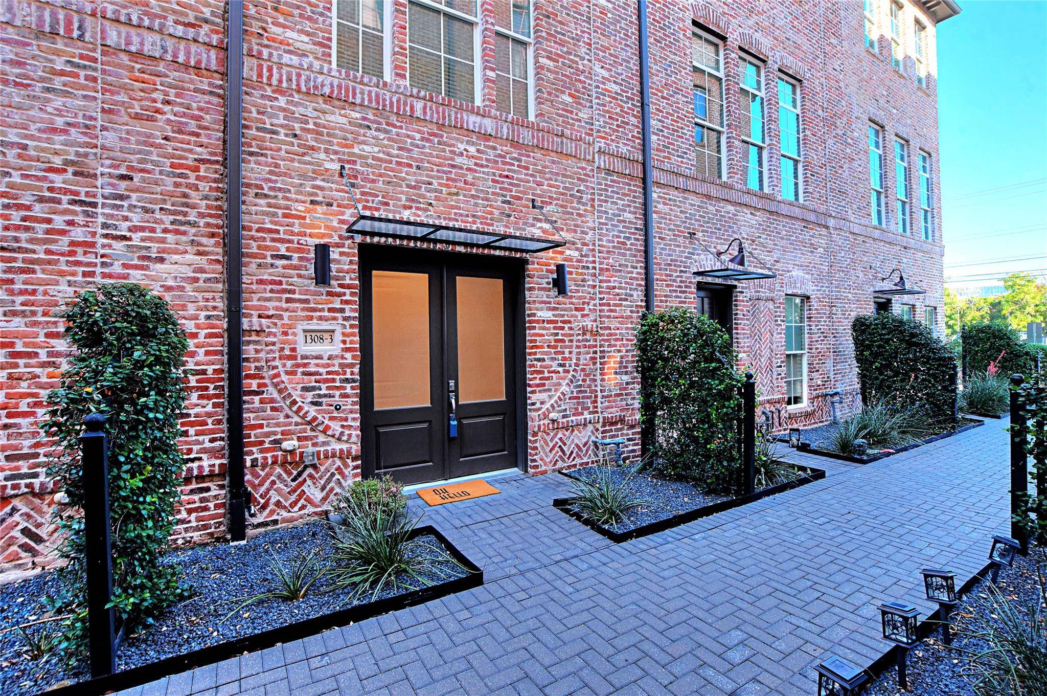 1308 Tinnin Ford RD #3, Austin, TX 78741