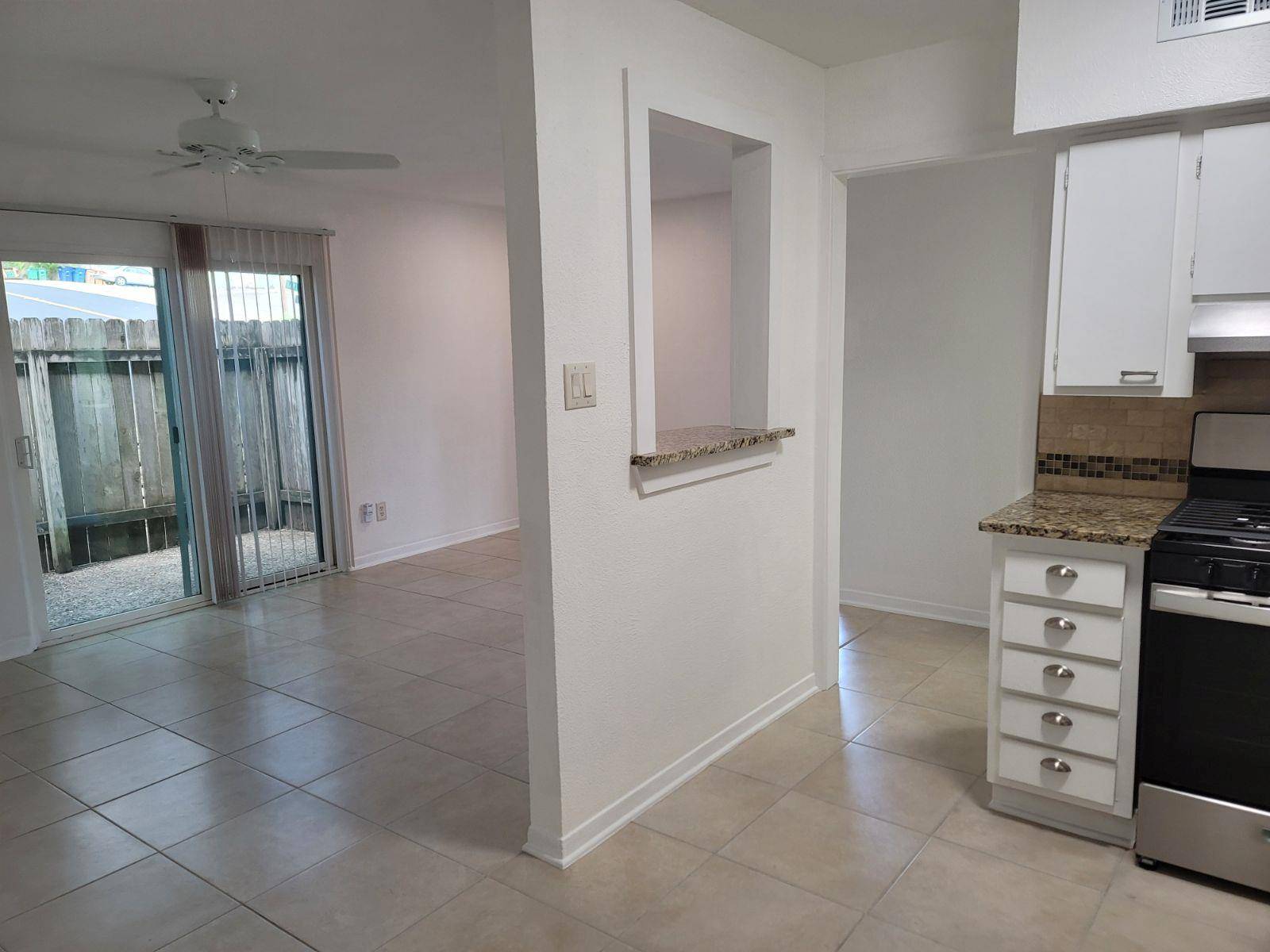 2308 Barton Village CIR #102, Austin, TX 78704