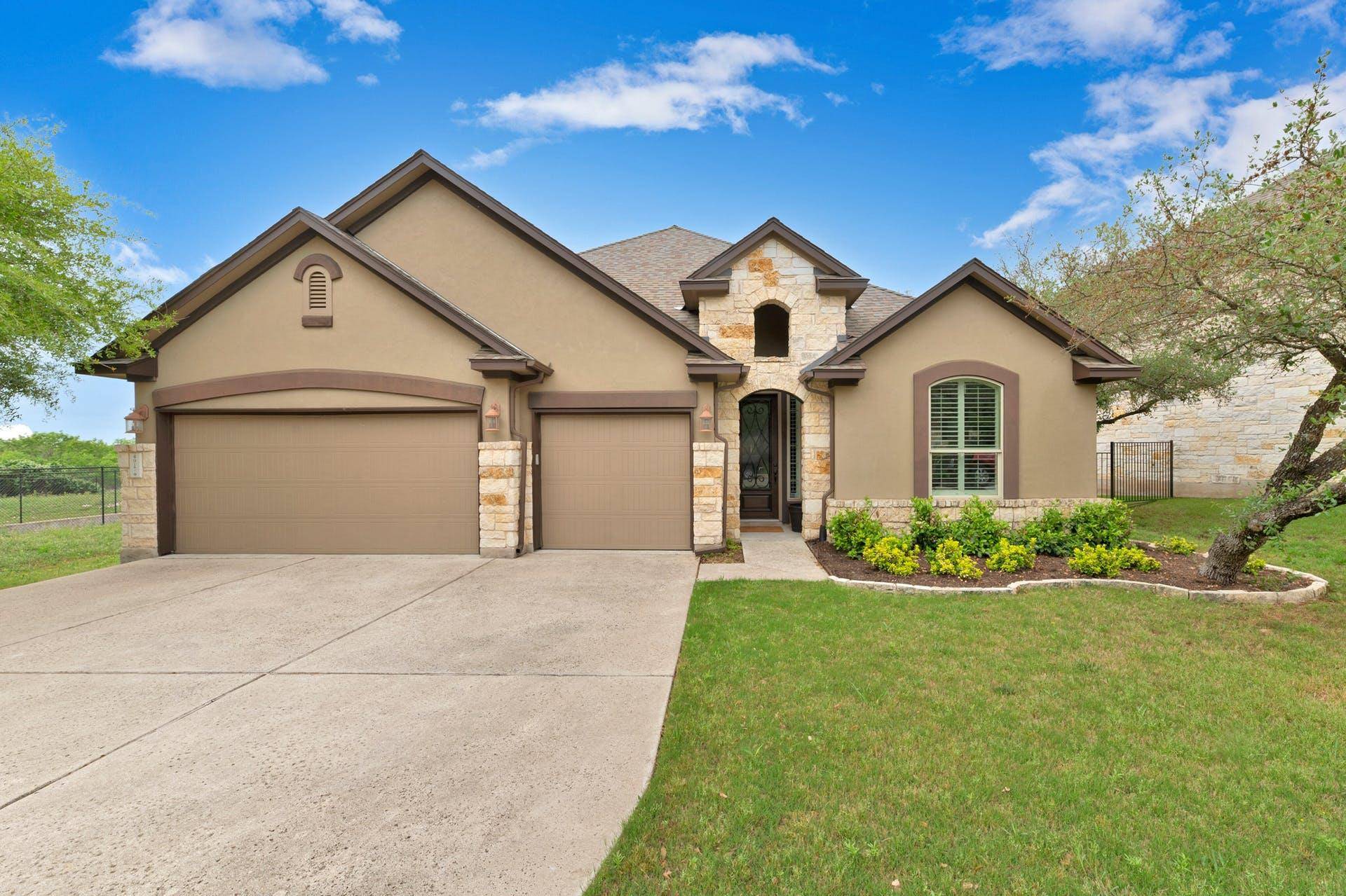 4917 Pyrenees PASS, Bee Cave, TX 78738