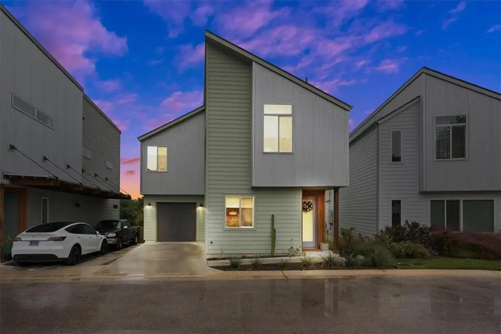 801 N Bluff DR #18, Austin, TX 78745